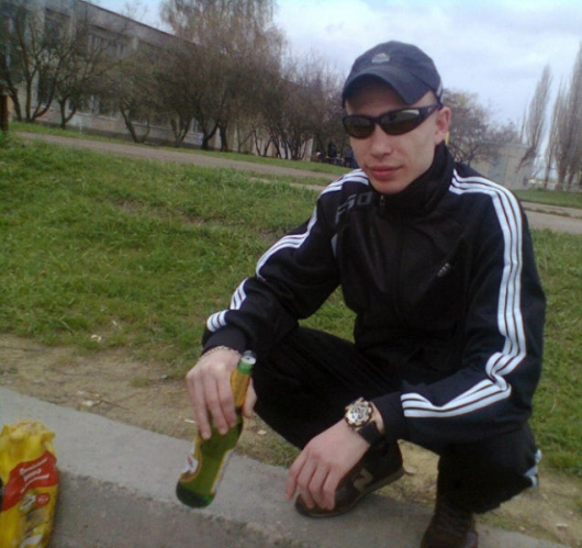 Russians donÃ¢â‚¬â„¢t need chairs, they just squat - Picture 7
