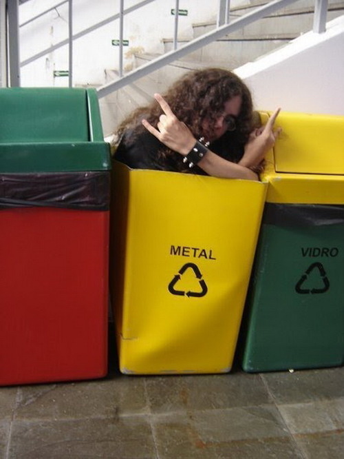 Metal bin